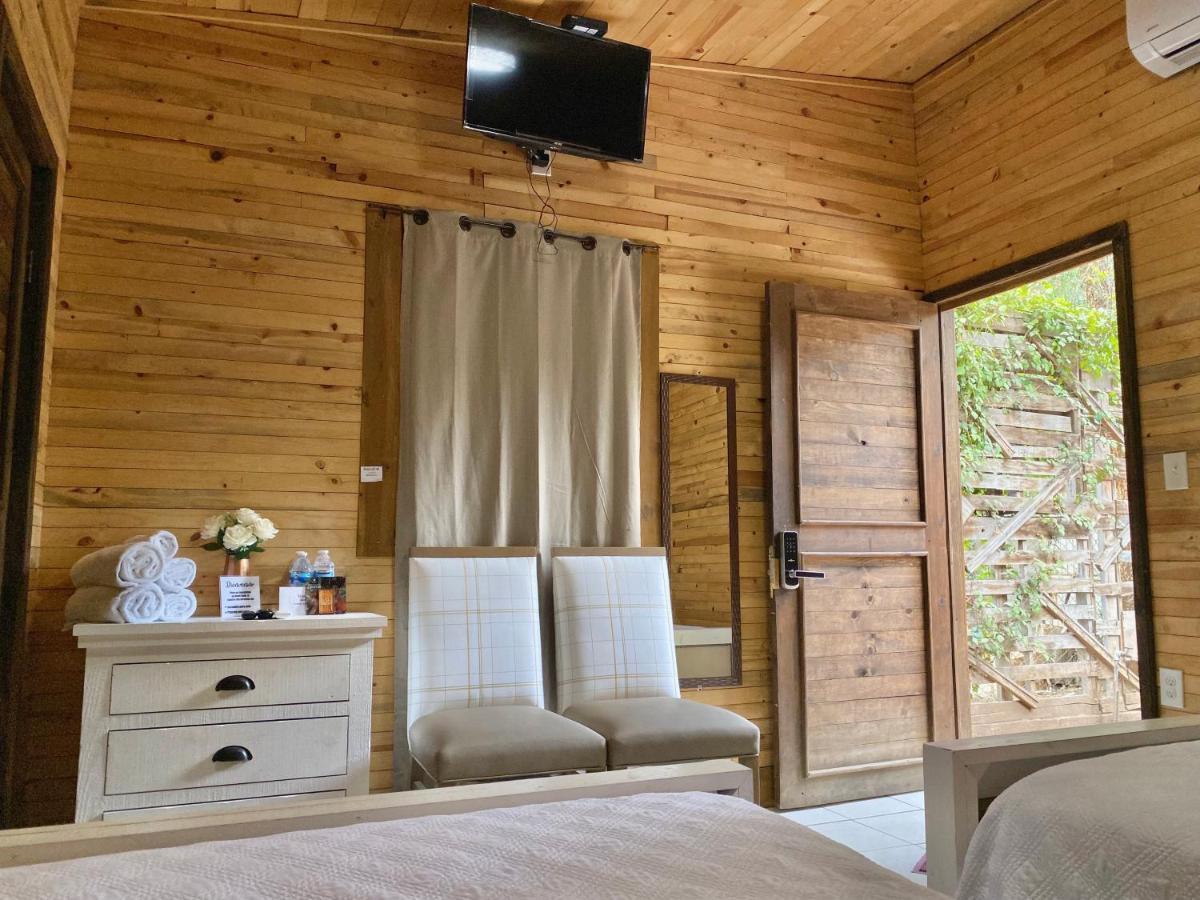 ואלה דה גוואדלופה Hotel Valle 13 Ruta Del Vino מראה חיצוני תמונה