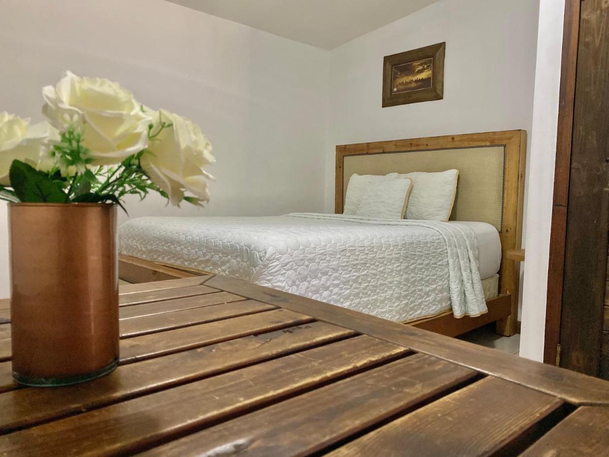 ואלה דה גוואדלופה Hotel Valle 13 Ruta Del Vino מראה חיצוני תמונה